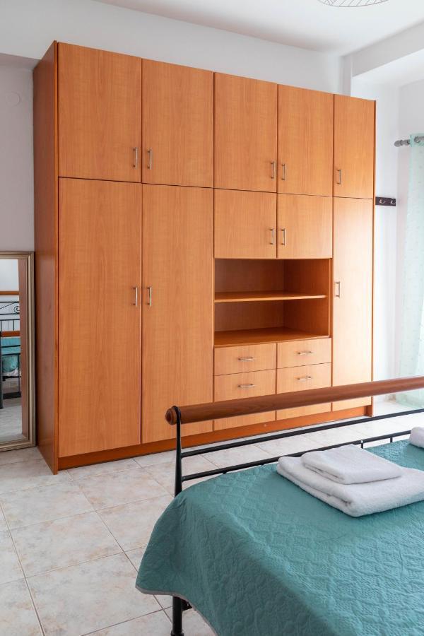 Lovely Sea View Apartment At The Heart Of The Town Ierapetra  Luaran gambar